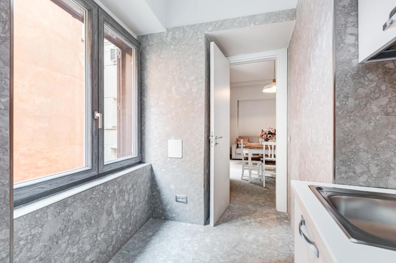 Trevi Fountain - Shabby - Romedreamhome エクステリア 写真